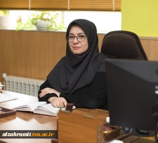 فرزانه حفیظی کارشناسی ارشد رشته نقاشی عضو هیات علمی گروه هنر