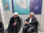 بازدید حجت‌الاسلام و المسلمین افتخاریان، رئیس اداره قرآن و عترت نهاد نمایندگی مقام معظم رهبری  از غرفه آموزشکده دختران الزهرا (س) مشهددر  سی و سومین نمایشگاه بین‌المللی قرآن کریم  2