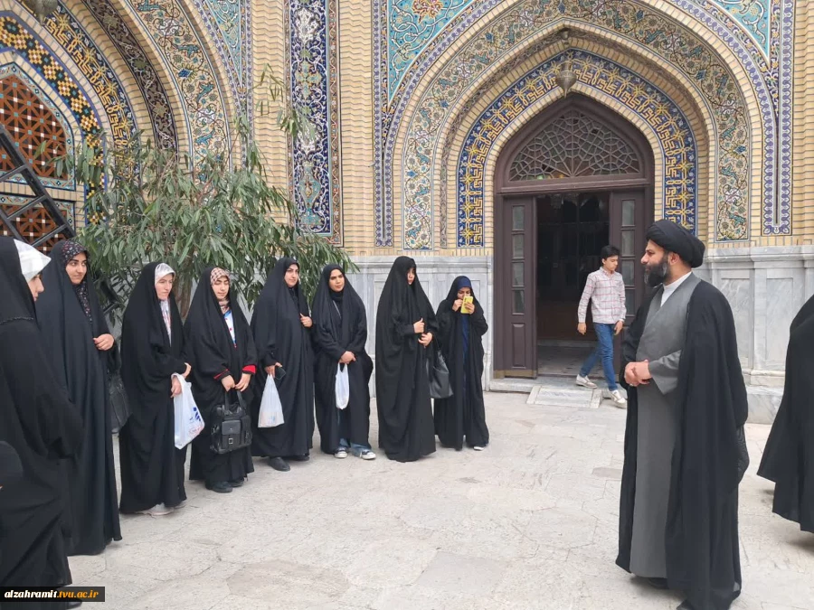 گردهمایی معنوی دانشجویان، اساتید و کارکنان دانشکده دختران مشهد در حرم امام رضا (ع) با عنوان «ضیافت حرم» 4