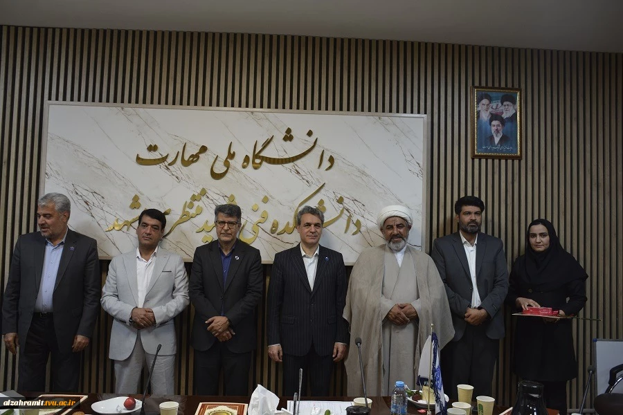 آیین تجلیل از سرآمدان آموزشی دانشگاه ملی مهارت واحد استانی خراسان رضوی 3