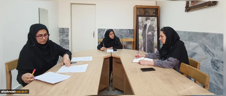 برگزاری نشست برنامه‌ریزی امتحانات پایان‌ترم و ساماندهی کلاس‌های آموزشی ۰۴۲ در دانشکده دختران مشهد. 2
