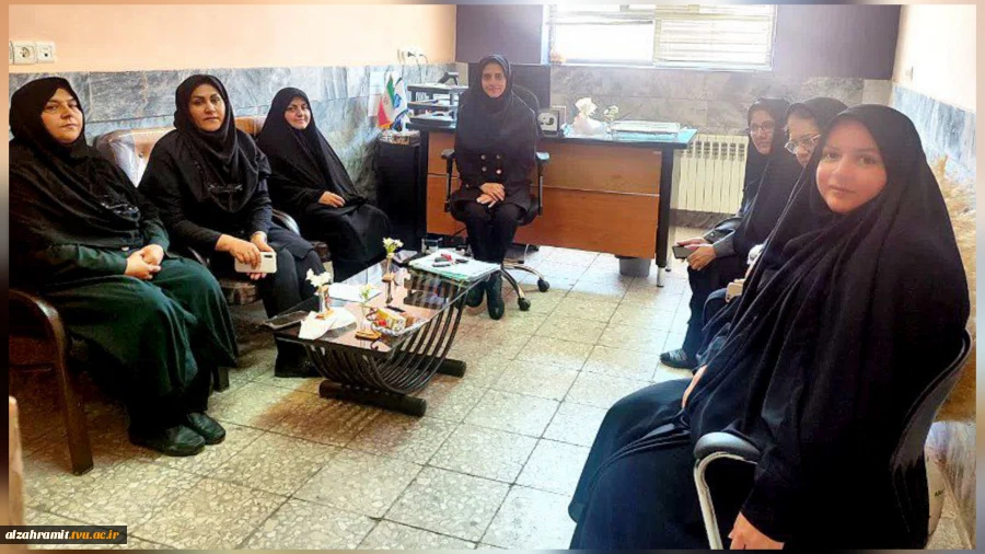برگزاری جلسه سرپرستان بخش جهت برنامه‌ریزی دروس عملی در آموزشکده الزهرا(س) مشهد
 2