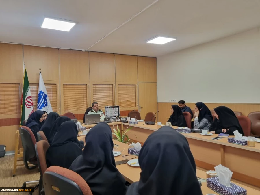 برگزاری وبینار کشوری نشست آموزشی و توجهی به مناسبت هفته مبارزه با مواد مخدر در آموزشکده دختران مشهد  2