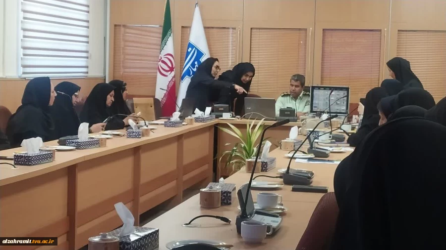 برگزاری وبینار کشوری نشست آموزشی و توجهی به مناسبت هفته مبارزه با مواد مخدر در آموزشکده دختران مشهد  3