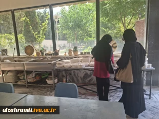 بازدید دانشجویان هسته‌های هنری آموزشکده الزهرا (س) مشهد از کارگاه «خلاق سفال» با هدف توسعه مهارت‌های ایده‌پردازی 2