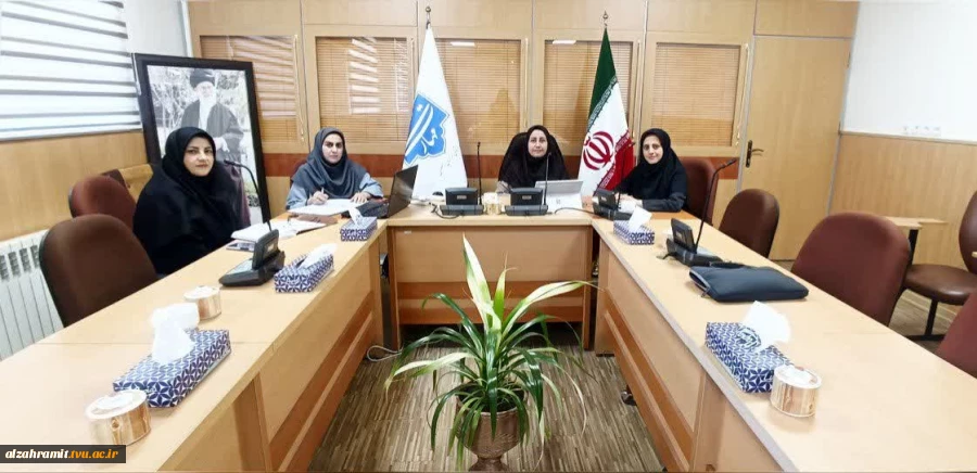 برگزاری نشست دفاع از طرح تأسیس مرکز صنایع خلاق و فرهنگی در آموزشکده دختران مشهد 2