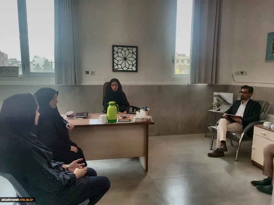 تعامل دانشگاه و صنعت؛ 
برگزاری جلسه همکاری گروه معماری آموزشکده دختران مشهد با شرکت راتیکان 2