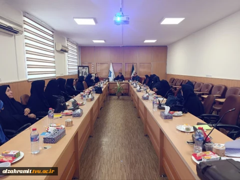 برگزاری نشست هم اندیشی دانشگاه ملی مهارت و مجمع خیرین و مدیران هنرستانهای نواحی مختلف آموزش و پرورش مشهد