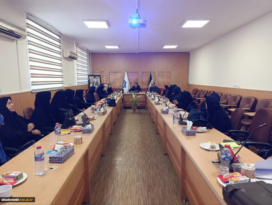 برگزاری نشست هم اندیشی دانشگاه ملی مهارت و مجمع خیرین و مدیران هنرستانهای نواحی مختلف آموزش و پرورش مشهد  2