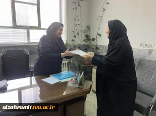 تکریم تلاش و تعهد؛ حضور رئیس آموزشکده در جمع کارکنان به مناسبت گرامیداشت روز کارمند
 9