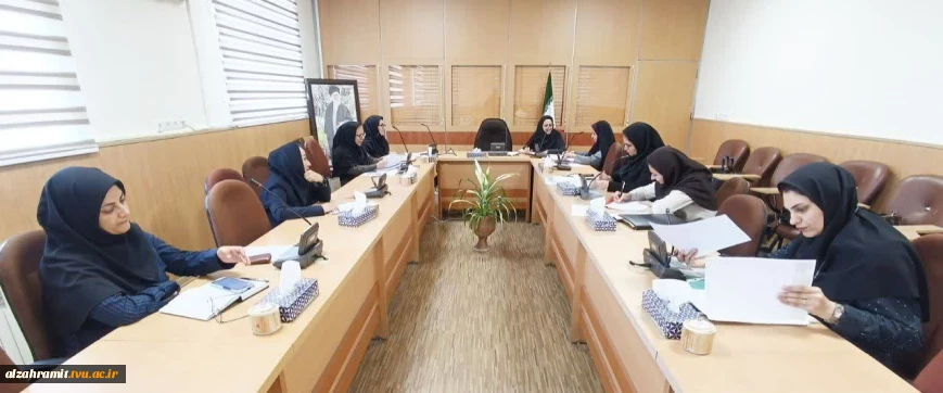 برگزاری نشست بررسی درخواست های انتقال و مهمان دانشجویان در آموزشکده دختران مشهد
