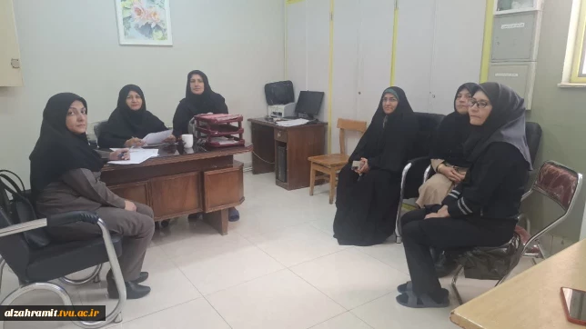 مدیریت هوشمندانه ظرفیت‌های خوابگاه؛ برگزاری جلسه تعیین تکلیف اسکان دانشجویان در آموزشکده دختران مشهد
