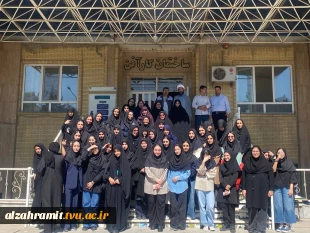 شکوه پرچم؛
برگزاری مراسم اهتزاز پرچم ملی همزمان با آغاز سال تحصیلی در آموزشکده دختران مشهد
 6