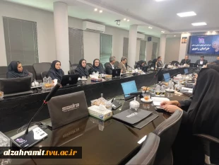 حضور مرکز نوآوری صنایع خلاق و فرهنگی آموزشکده دختران مشهد در پیش‌رویداد «نوآوری در نقش و رنگ فرش» 3