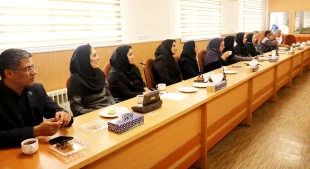 نشست هم‌افزایی ریاست آموزشکده دختران مشهد با کارکنان؛ تأکید بر ارتقای بهره‌وری و انضباط سازمانی
 4