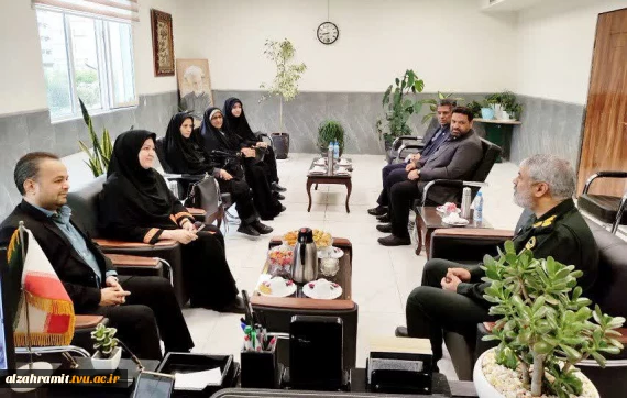 تقدیم پیام قدردانی آموزشکده دختران مشهد به فعالان حوزه امنیت و نظم در روز نیروی انتظامی