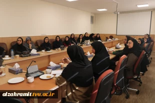 نشست تخصصی رئیس آموزشکده دختران مشهد با اساتید گروه معماری؛ بازخوانی چالش‌ها و نیازهای آموزشی 4